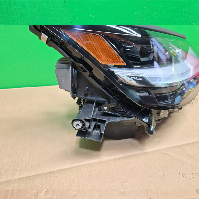 2022 - 2025 Lexus LX600 Passenger Side Headlights