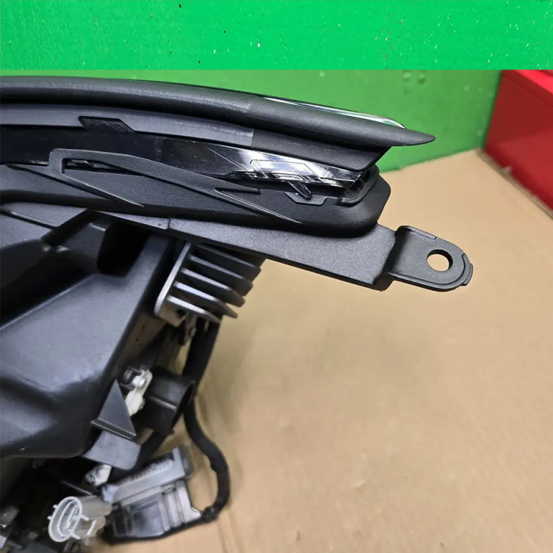 2022 - 2025 Lexus LX600 Passenger Side Headlights