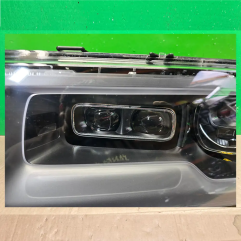 2019 - 2024 Rolls Royce Cullinan Driver side headlight