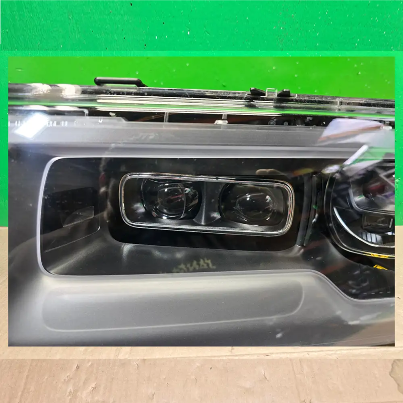2019 - 2024 Rolls Royce Cullinan Driver side headlight