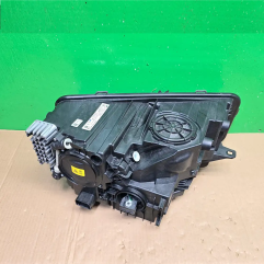2019 - 2024 Rolls Royce Cullinan Driver side headlight