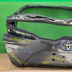2017 - 2022 TOYOTA PRIUS PRIME TAILGATE LIFTGATE SHELL OEM